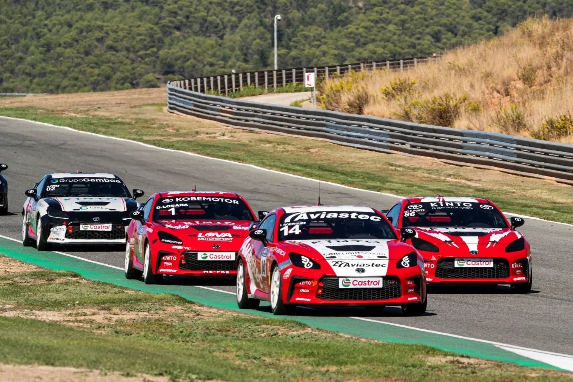 TOYOTA GAZOO RACING SPAIN: MARCOS DE DIEGO Y MARCO AGUILERA BRILLAN CON LUZ PROPIA EN NAVARRA