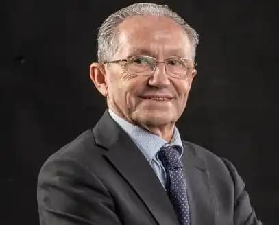 Miguel Ángel Domínguez renueva como presidente de la FCA