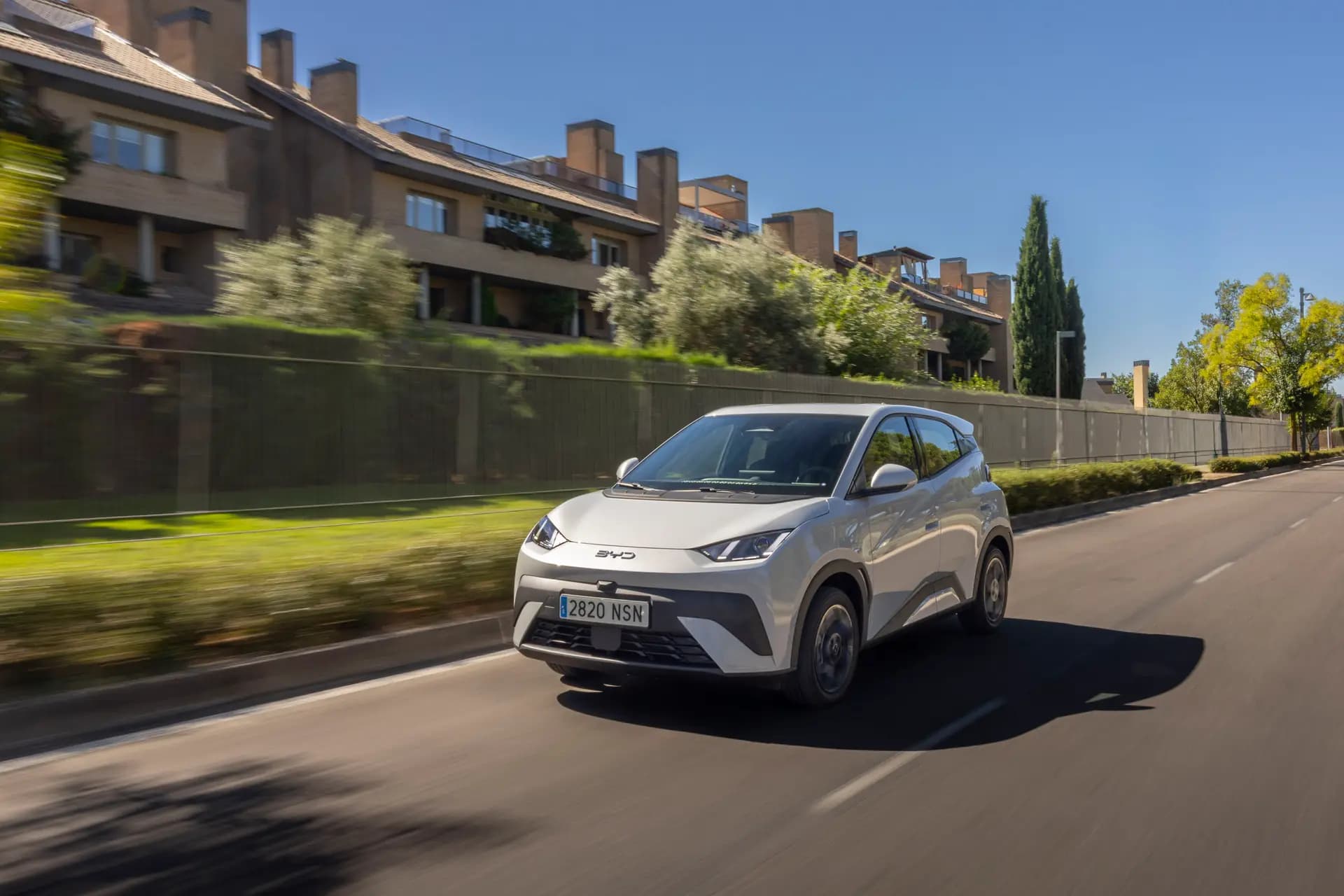 EL BYD DOLPHIN SURF EVOLUCIONA CON MÁS TECNOLOGÍA, FLEXIBILIDAD Y AHORA CON CINCO PLAZAS